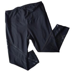 RBX Women's Large Black Capri Leggings with leg detail